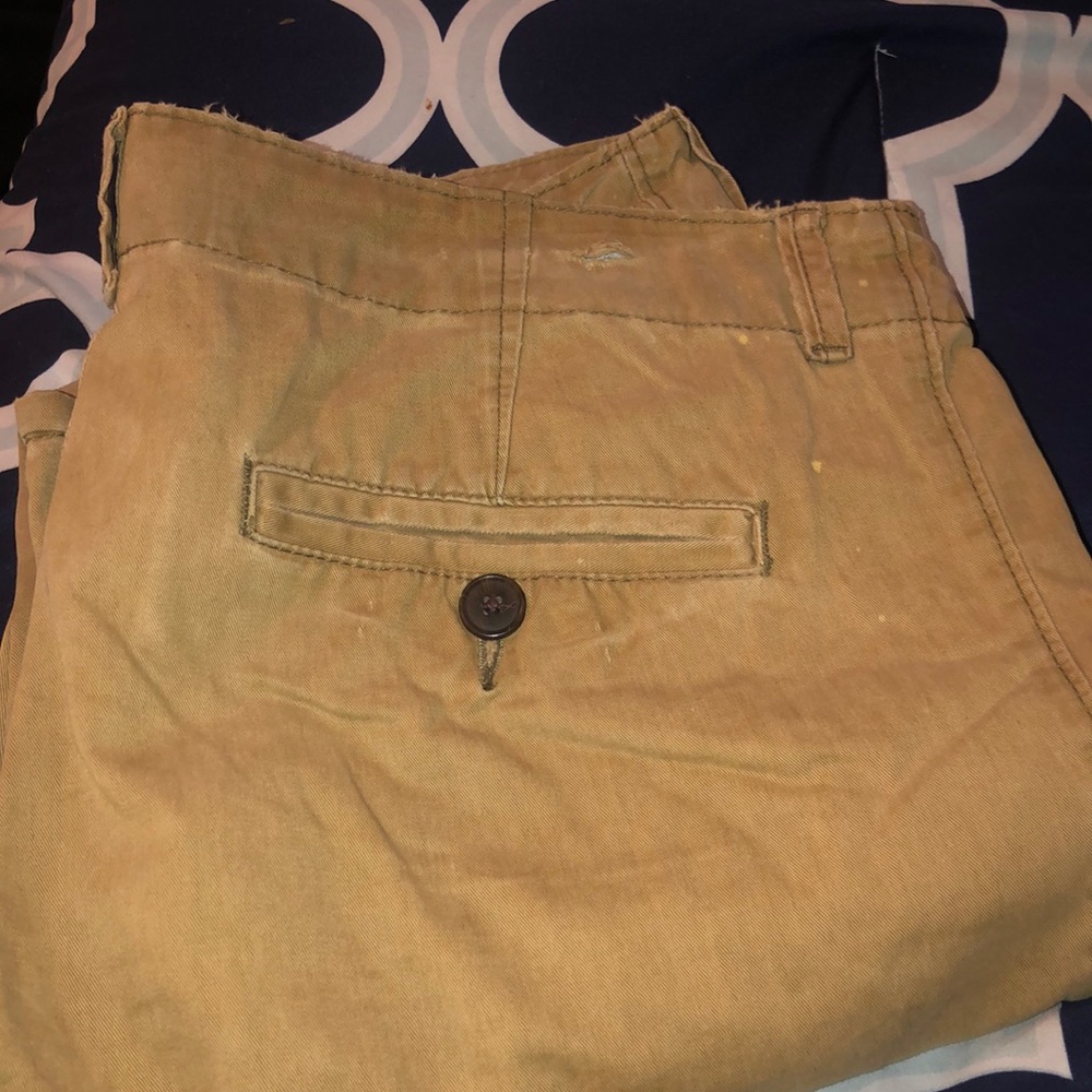 Aeropostale. Khakis
